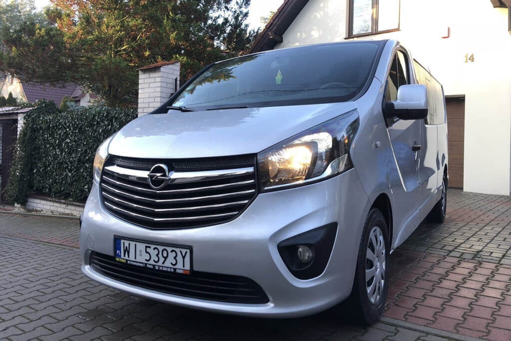 Wynajem Busa Z Kierowcą